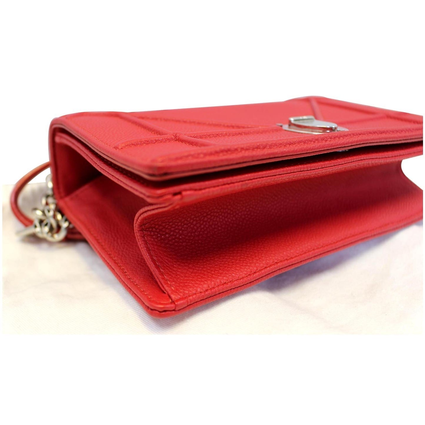 CHRISTIAN DIOR Diorama Flap Red Grained Leather Small Shoulder Bag