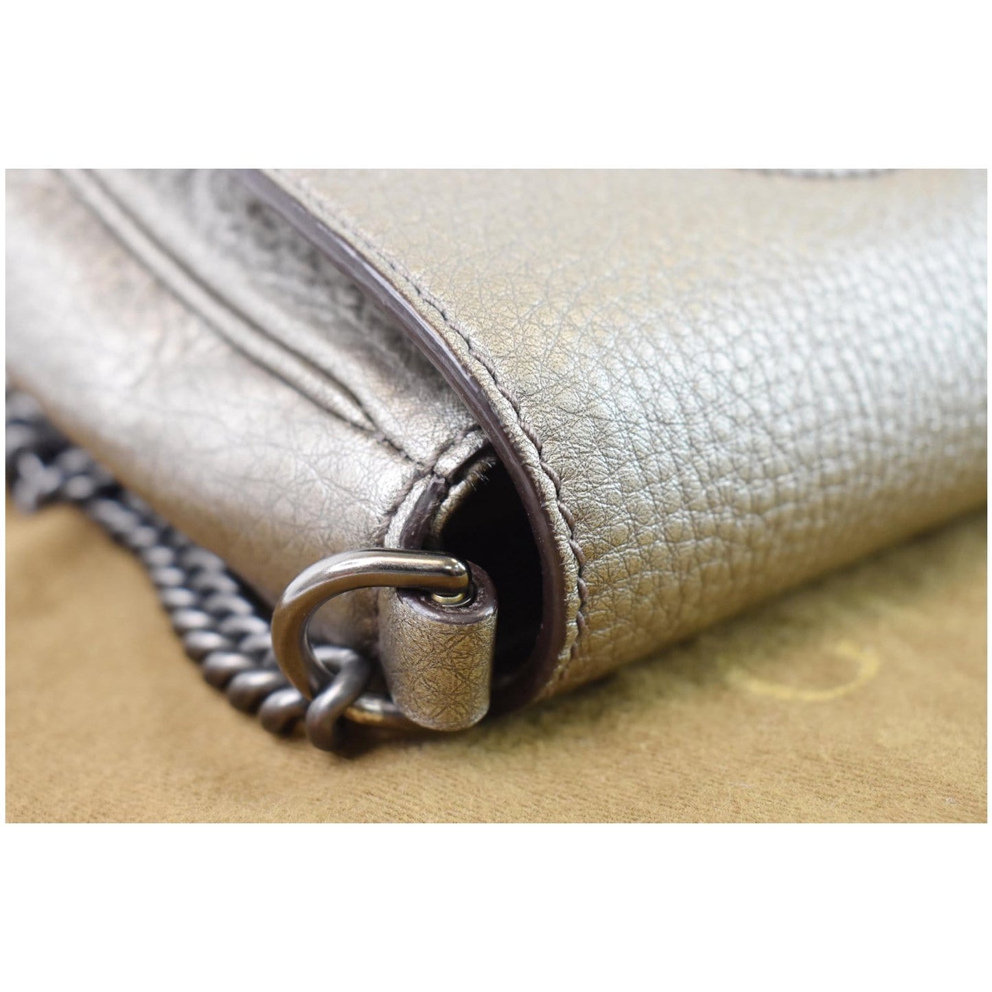 GUCCI GG Soho Tassel Pebbled Leather Shoulder Bag Silver 323190