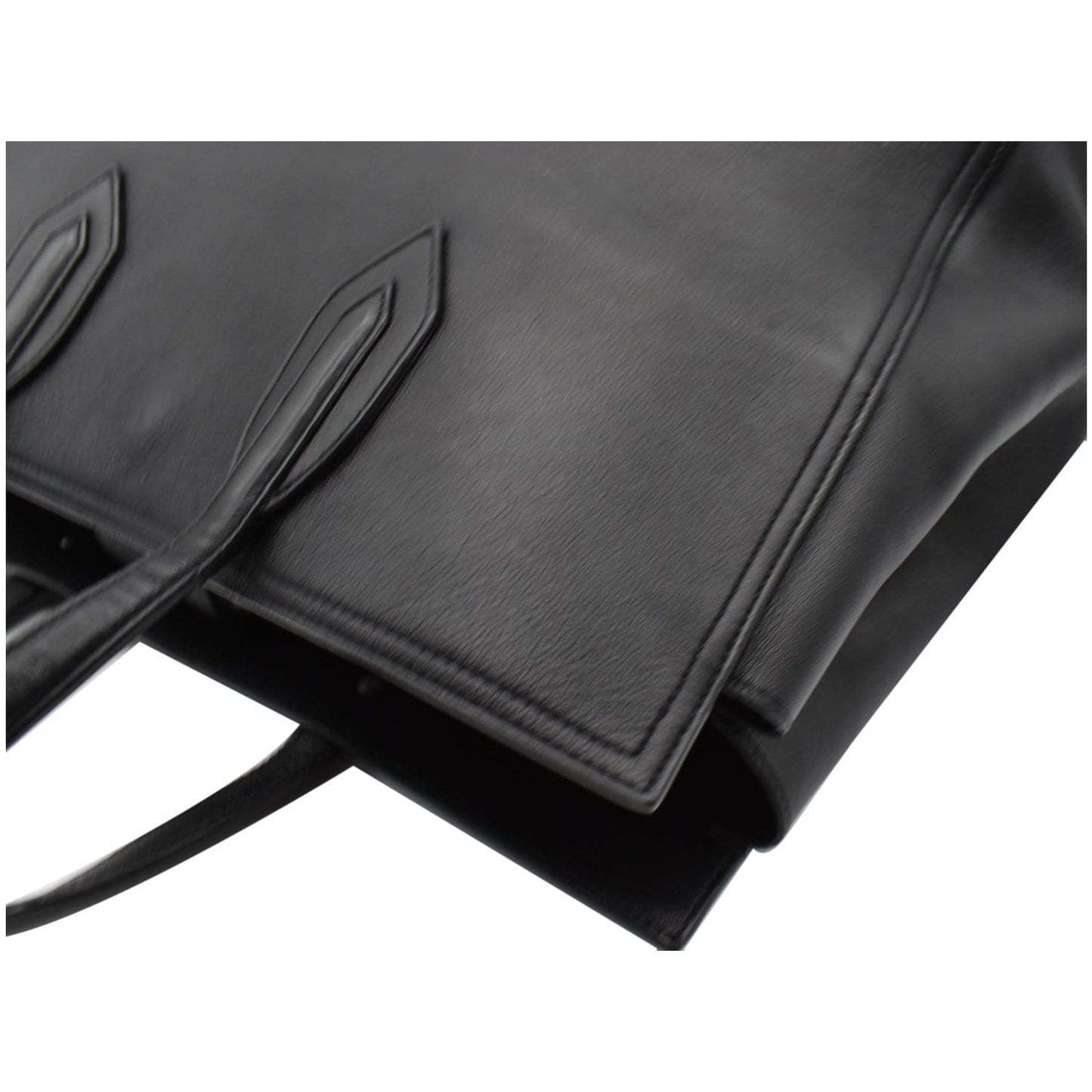 YVES SAINT LAURENT Amber Medium Leather Tote Bag Black