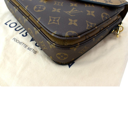 LOUIS VUITTON Metis Pochette Reverse Monogram Canvas Crossbody Bag Brown