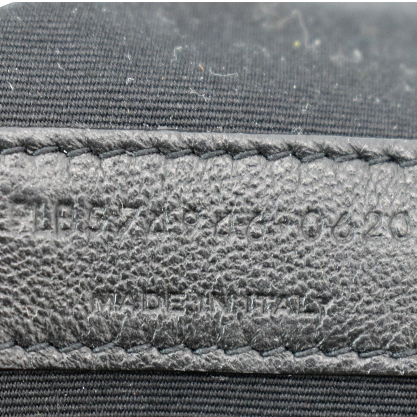 YVES SAINT LAURENT Medium Loulou Matelasse Leather Chain Shoulder Bag Black