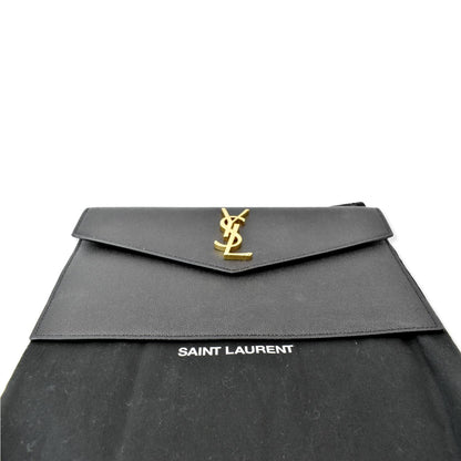 YVES SAINT LAURENT Uptown Envelope Grain De Poudre Leather Clutch Black