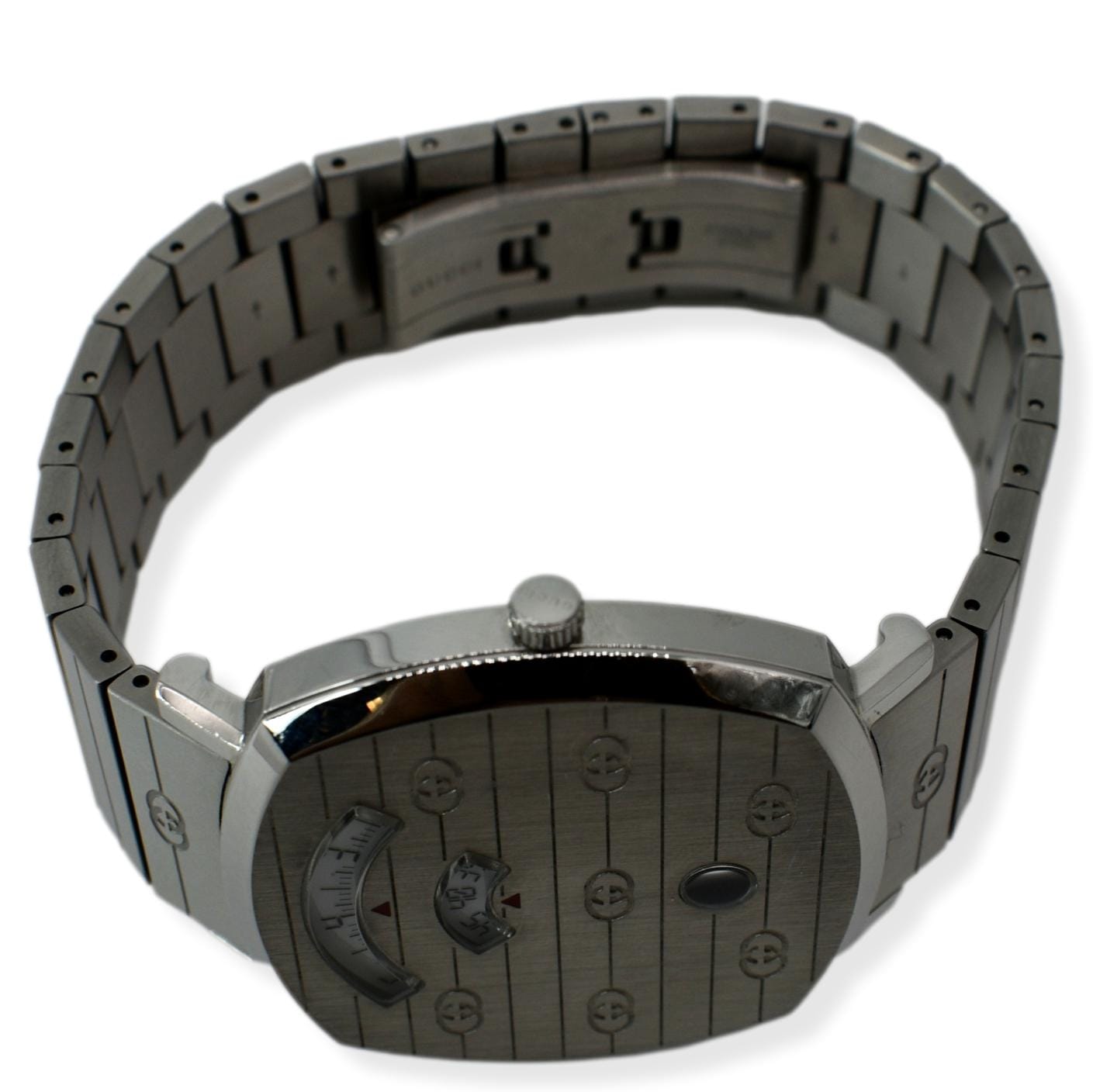 GUCCI Grip 1573 GG Engraved Quartz Silver Dial Stainless Steel Watch 35MM