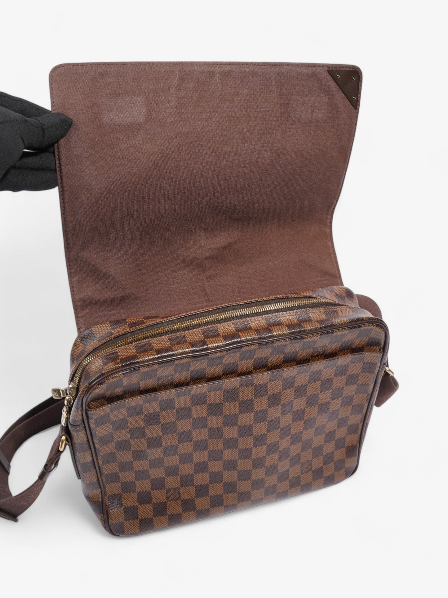 Louis Vuitton Shelton Damier Ebene Canvas MM