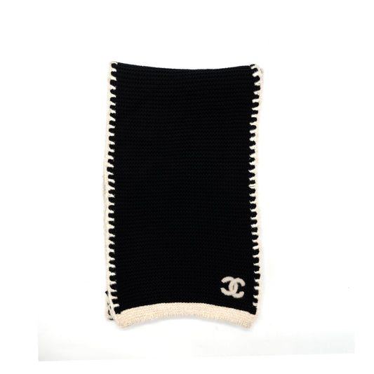 Chanel 23A Cashmere Scarf Black/White