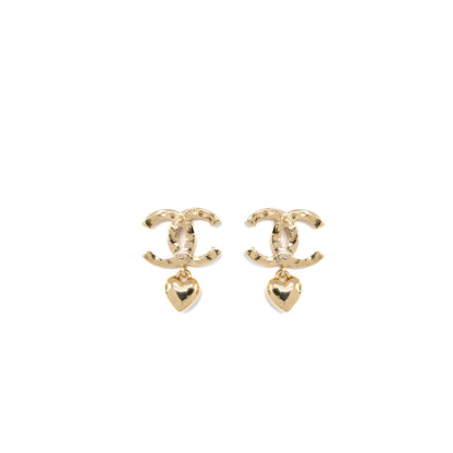 Chanel CC Logo Heart Earrings Crystal