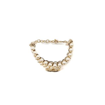 Chanel pearl and CC logo bracelet light gold tone