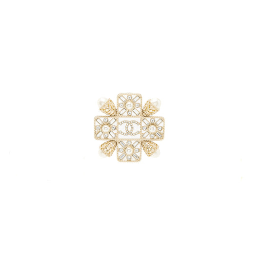 Chanel CC Logo Square Brooch With Pearl / Crystal L