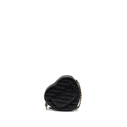 Chanel 22S Heart Bag Lambskin Black L (Microchip)