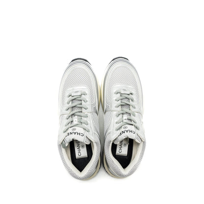 Chanel 23C size 38 metallic trainer / sneakers silver multicolour