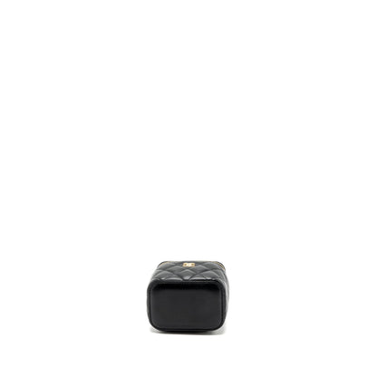 Chanel pearl crush mini vanity with chain lambskin black
