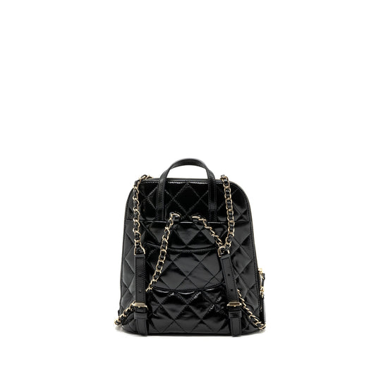 Chanel 22A Backpack Patent Black L (Microchip)