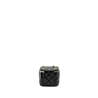 Chanel pearl crush mini vanity with chain lambskin black