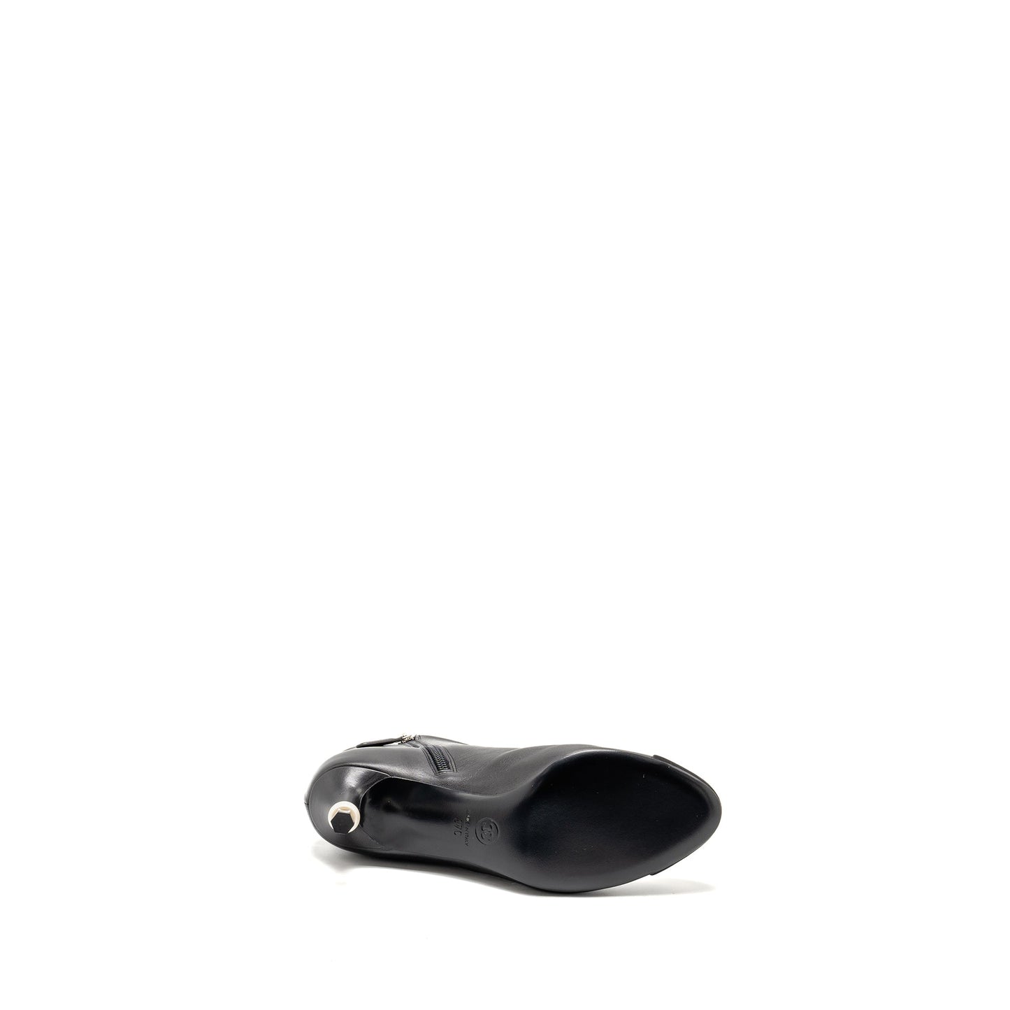 Chanel Size 37 Interlocking Boots Letter/Pearl Leather Black