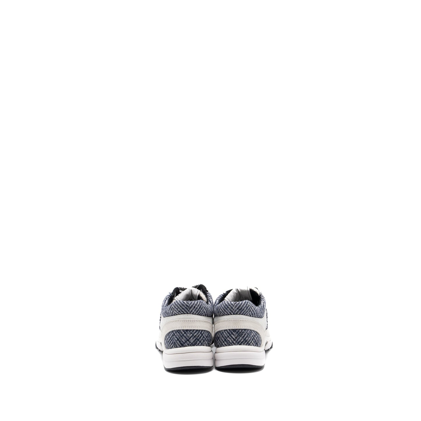Chanel size 37 CC logo sneakers suede leather / fabric light grey