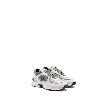 Chanel size 37 CC logo sneakers suede leather / fabric light grey