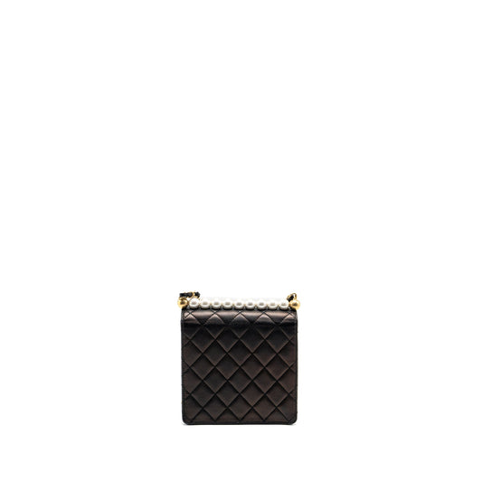 Chanel Vertical Pearl flap bag goatskin black