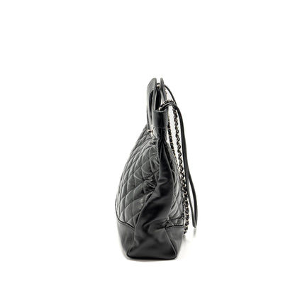 Chanel 31 bag calfskin black
