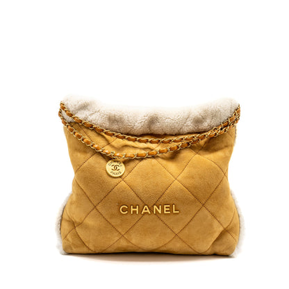 Chanel Medium 22 bag Quilted Shearling Suede Camel  (microchip)
