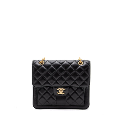 Chanel 23S flap backpack calfskin black brushed  (microchip)