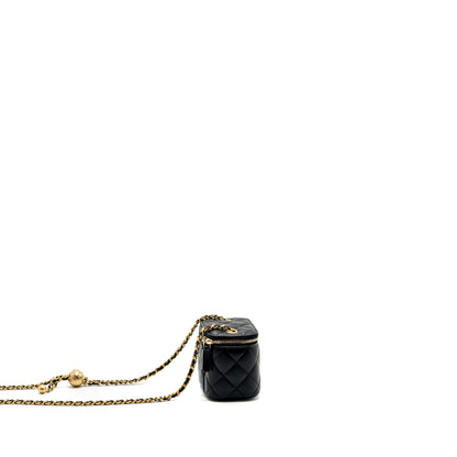 Chanel pearl crush mini vanity with chain lambskin Black