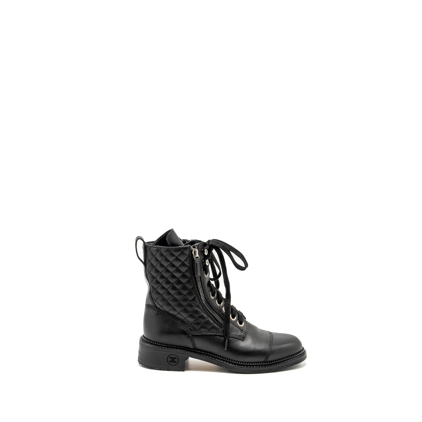 Chanel Size 38 Quilted Lace Up Combat Boots Calfskin Black