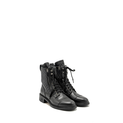 Chanel Size 38 Quilted Lace Up Combat Boots Calfskin Black