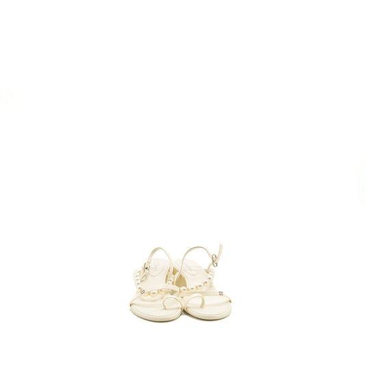 Chanel Size 38.5 Pearl Sandal Leather White