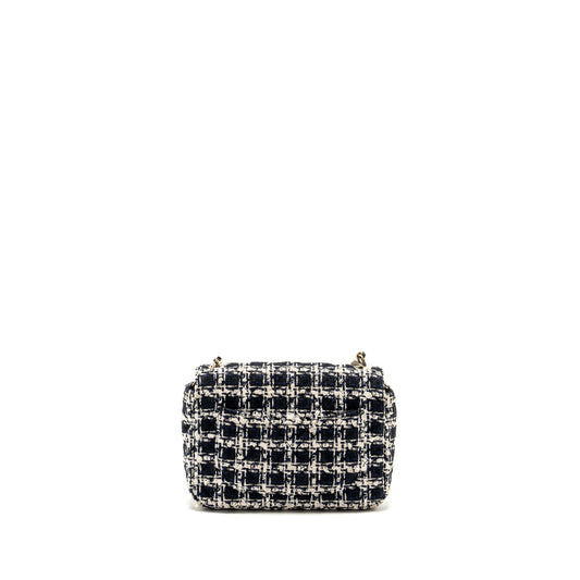 Chanel Mini Flap Bag with Detailed Chain Tweed Black/White L (Microchip)