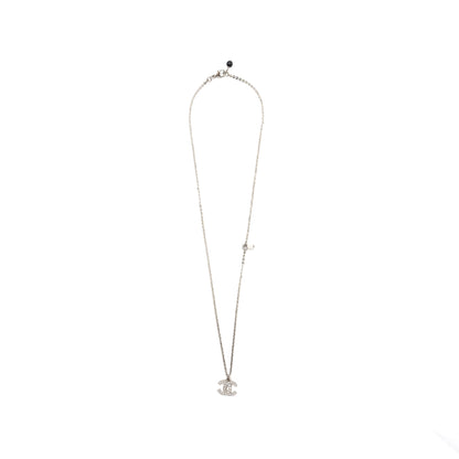 CHANEL CC LOGO NECKLACE CRYSTAL