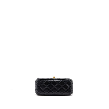chanel pearl crush mini square flap bag lambskin black  (microchip)
