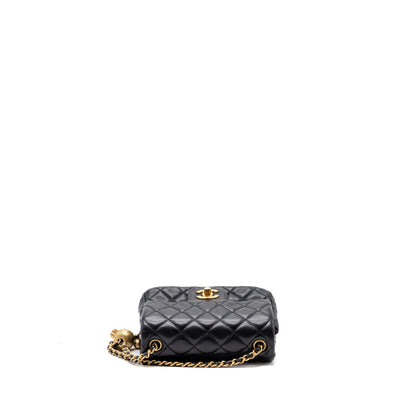 chanel pearl crush mini square flap bag lambskin black  (microchip)