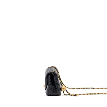chanel pearl crush mini square flap bag lambskin black  (microchip)