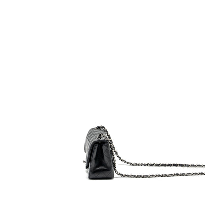 Chanel mini square Flap bag lambskin black