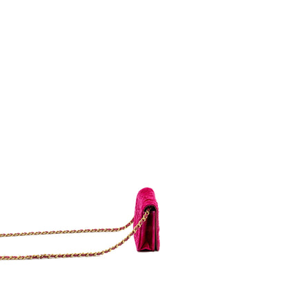 Chanel 21A mini Camelia Flap Bag Velvet Fushia