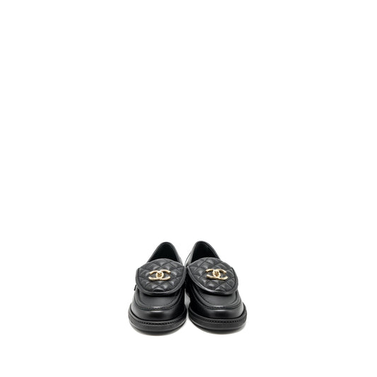 Chanel size 38 Quilted CC logo loafer black L