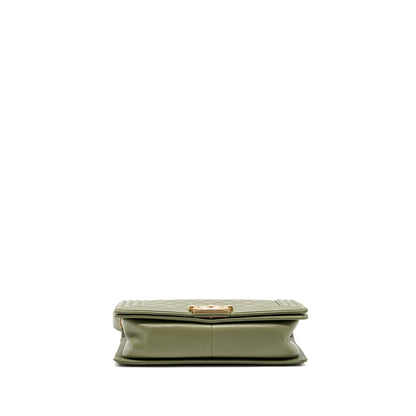 Chanel Medium boy bag lambskin green