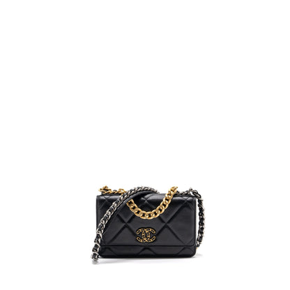 Chanel 19 Wallet On Chain Lambskin Black Multicolour Hardware (microchip)