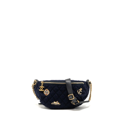 Chanel Paris Hamburg Charms Belt Bag Wool/Lambskin Navy/Black