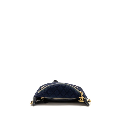Chanel Paris Hamburg Charms Belt Bag Wool/Lambskin Navy/Black