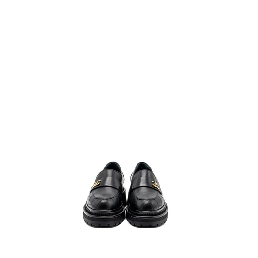 Chanel size 36.5 CC logo loafer Black