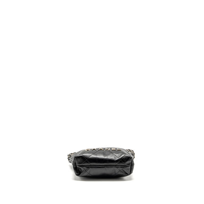 Chanel mini 22 Bag Shiny Calfskin Black  (Microchip)