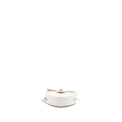 Chanel 22S heart bag lambskin white L (microchip)