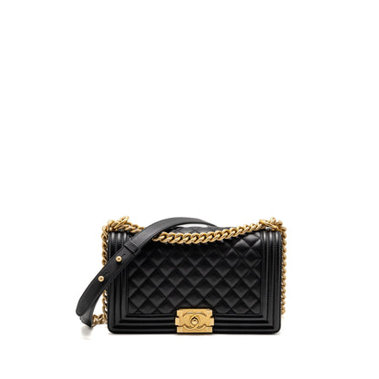 Chanel Medium boy Bag Calfskin Black  (microchip)