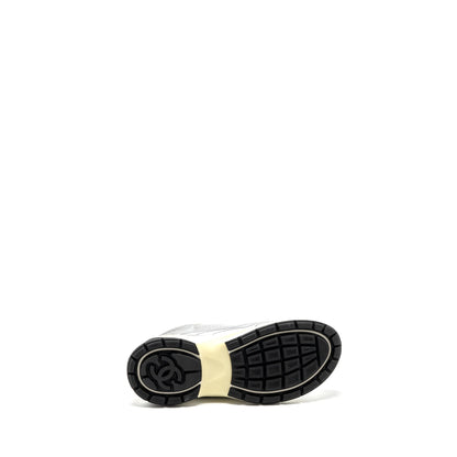 Chanel 23C size 38 metallic trainer / sneakers silver multicolour
