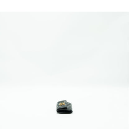 Chanel 19 flap card holder lambskin black  (microchip)