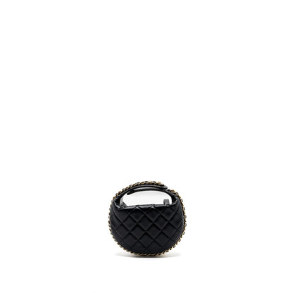 Chanel 23C round Clutch lambskin black  (microchip)