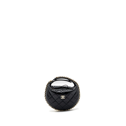 Chanel 23C round Clutch lambskin black  (microchip)