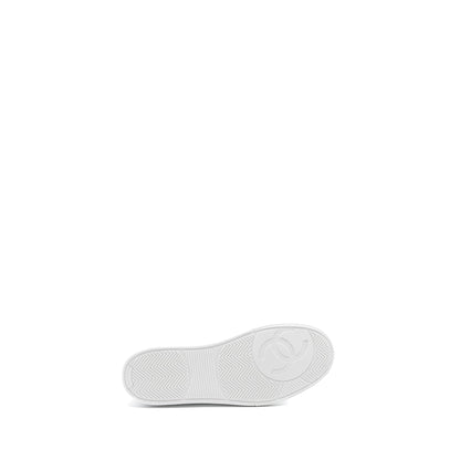 Chanel size 38.5 sneakers black / white