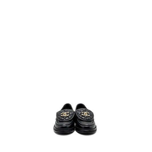 Chanel size 36 CC Turnlock loafers black L